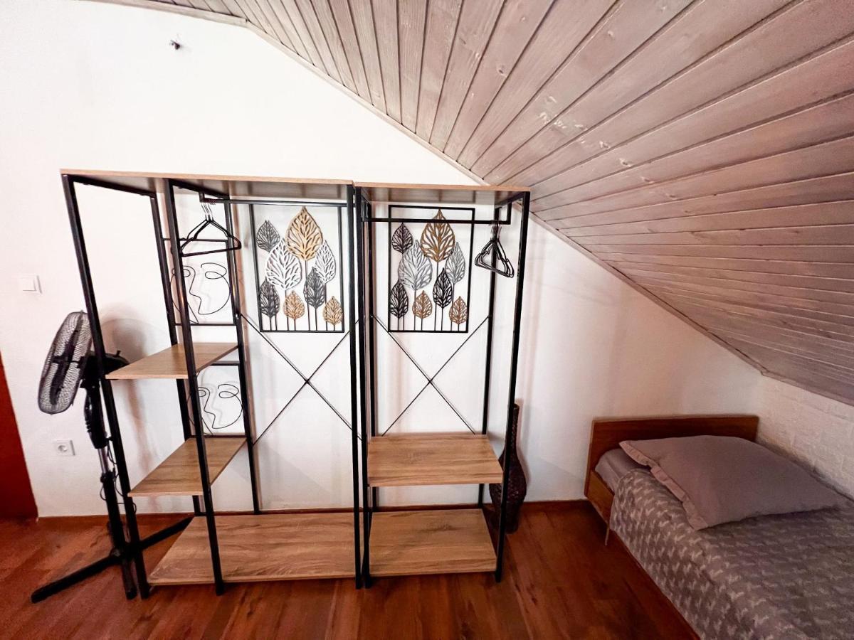 Apartment Cesare 3 Zastražišće Εξωτερικό φωτογραφία