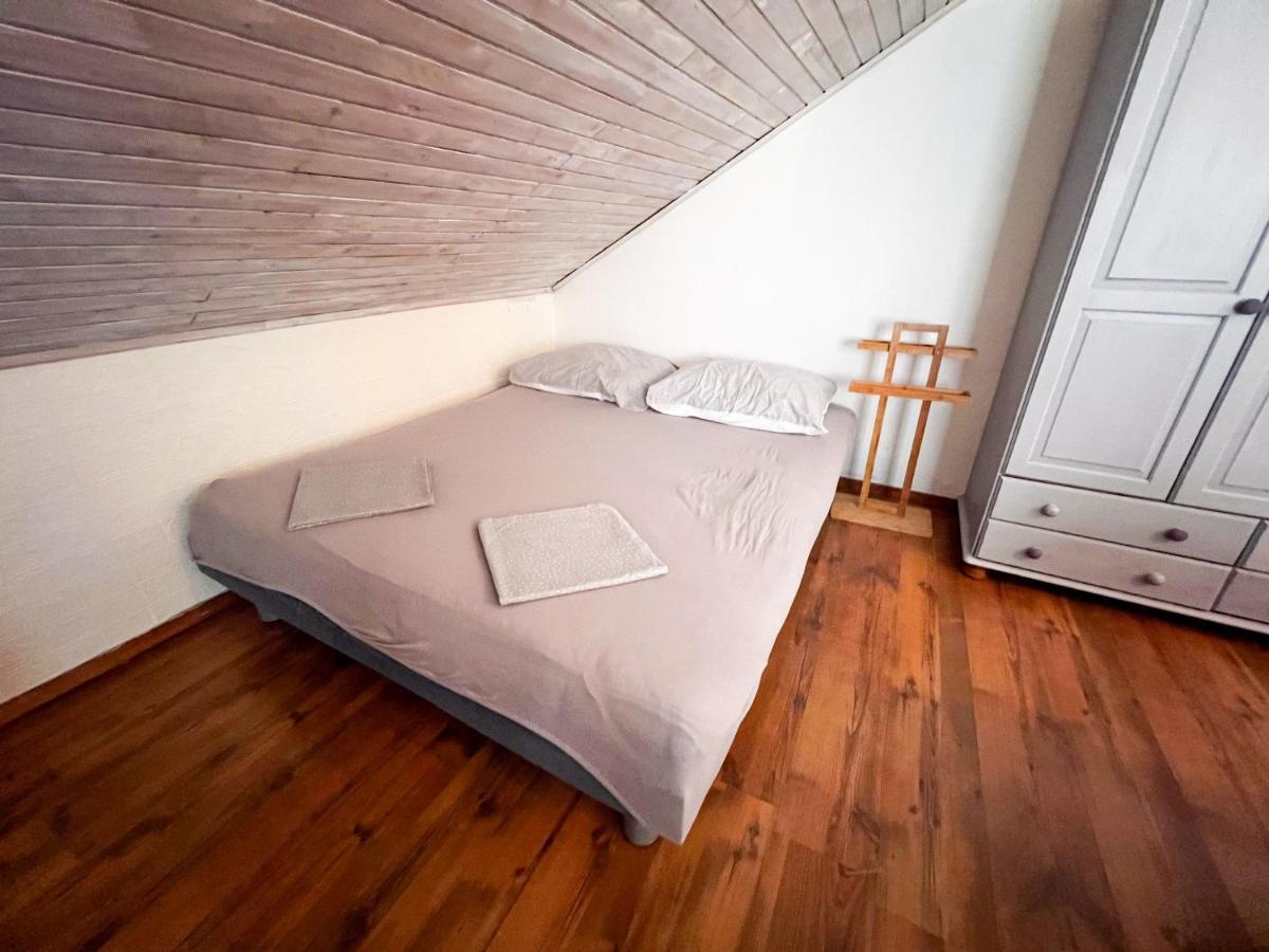 Apartment Cesare 3 Zastražišće Εξωτερικό φωτογραφία
