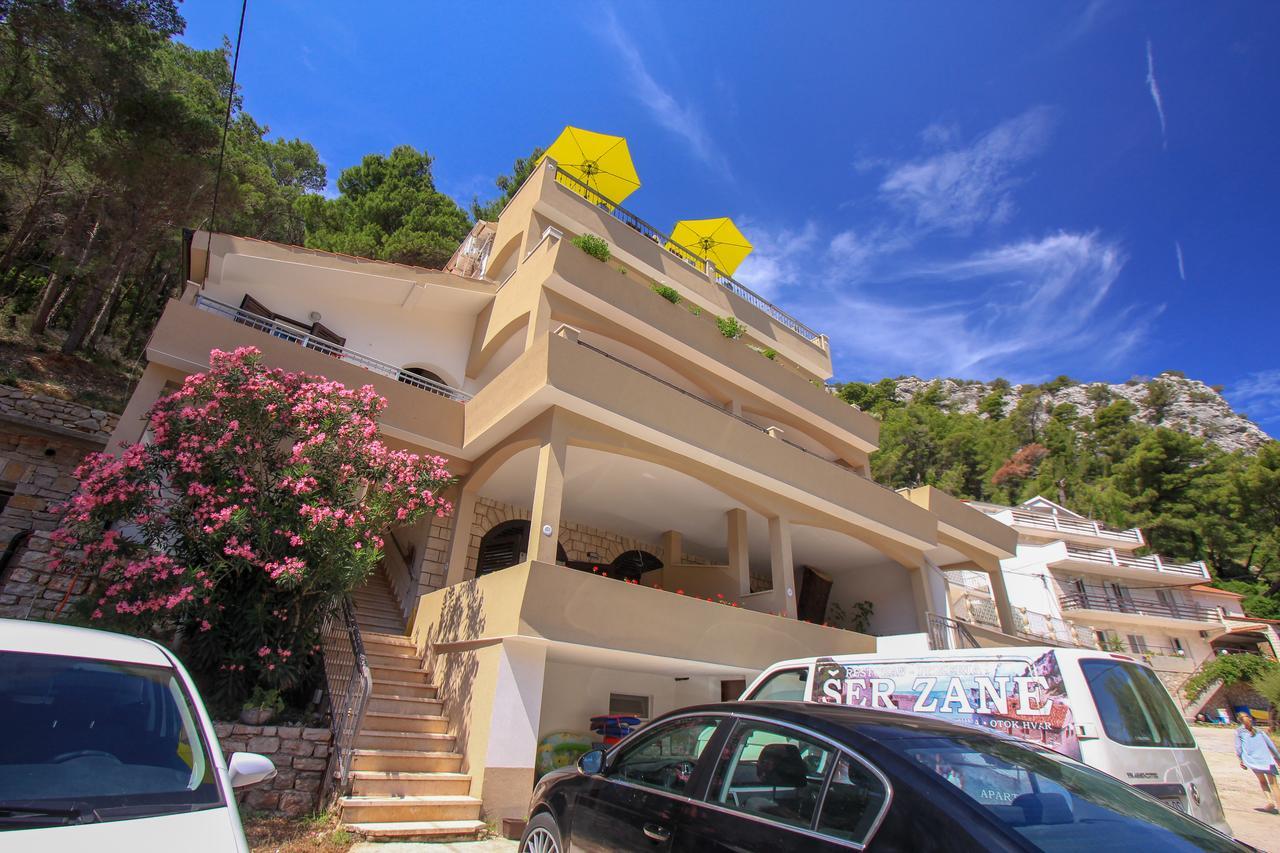 Apartment Cesare 3 Zastražišće Εξωτερικό φωτογραφία
